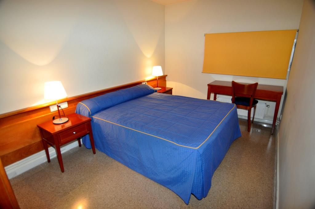 Aparthotel Sole Pobla de Segur Room photo