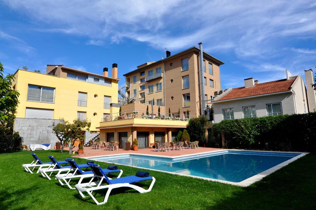 Aparthotel Sole Pobla de Segur Exterior photo