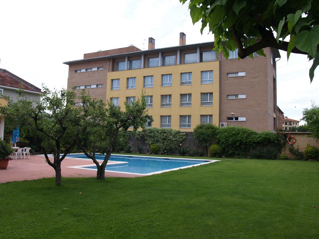 Aparthotel Sole Pobla de Segur Exterior photo