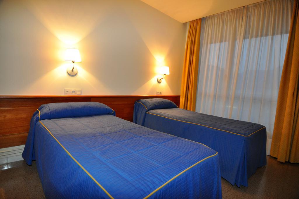 Aparthotel Sole Pobla de Segur Room photo